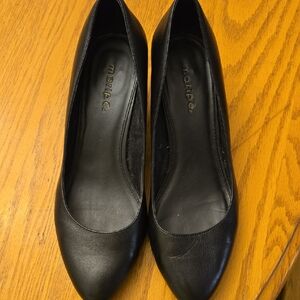 Maripe Black Leather Heels